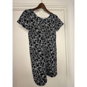 SM T by TALBOTS Cozy Crush Graphic Blooms Floral‎ Shift SPF 50 Teacher Dress